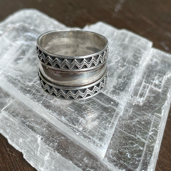 Vintage 90’s Sterling Silver Chunky Ring Size 5 3/4 - Picture 2 of 14